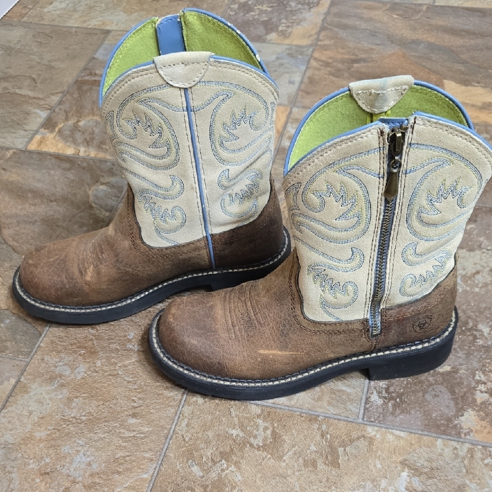 Women's Arait Boots